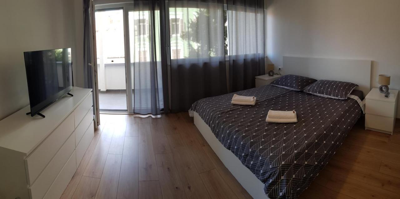 Kalea Pula Center Apartment ภายนอก รูปภาพ